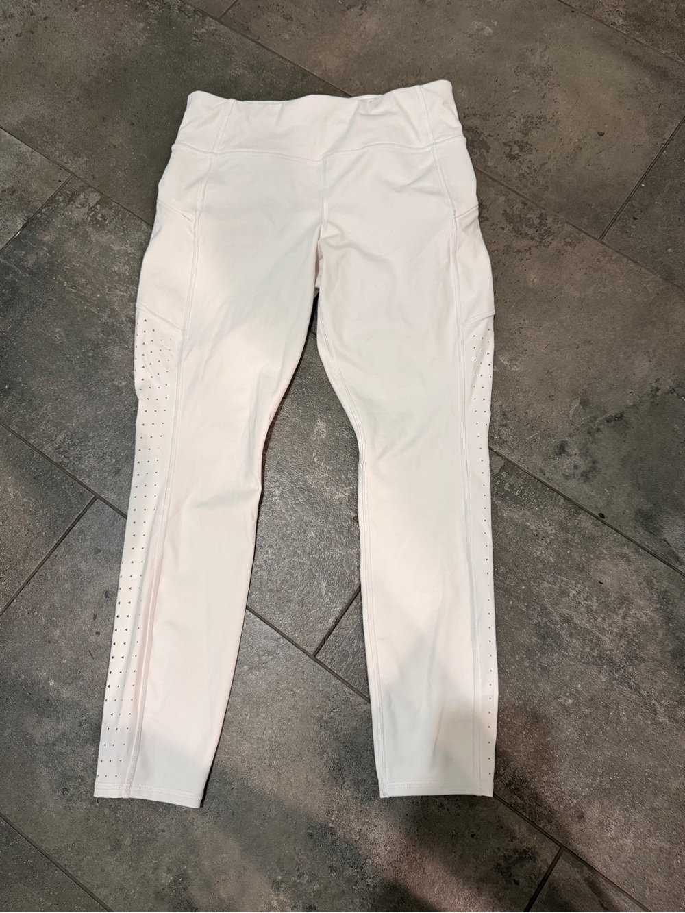 White Athleta cropped leggings